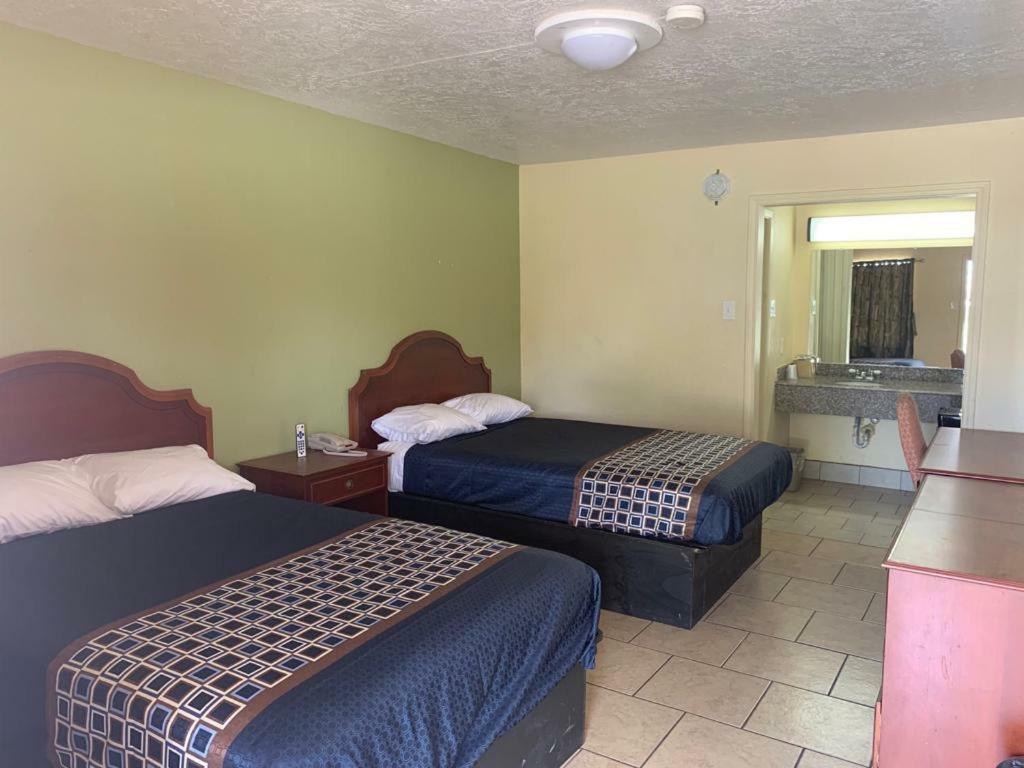 Texas Inn Beaumont Eksteriør billede