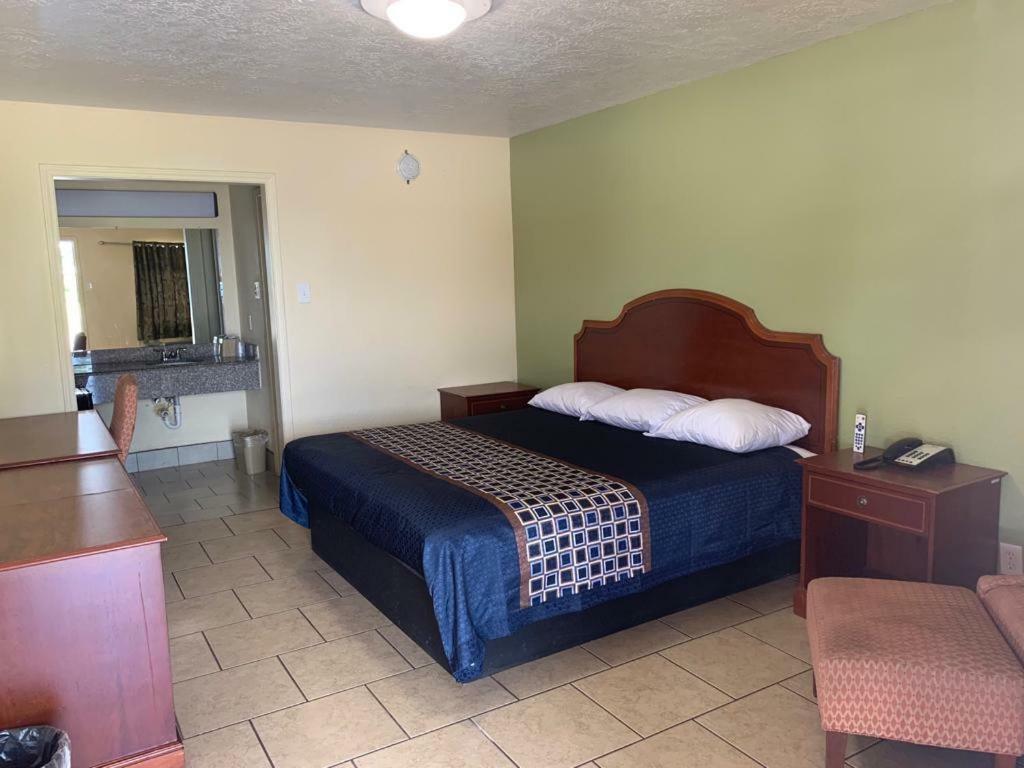 Texas Inn Beaumont Eksteriør billede